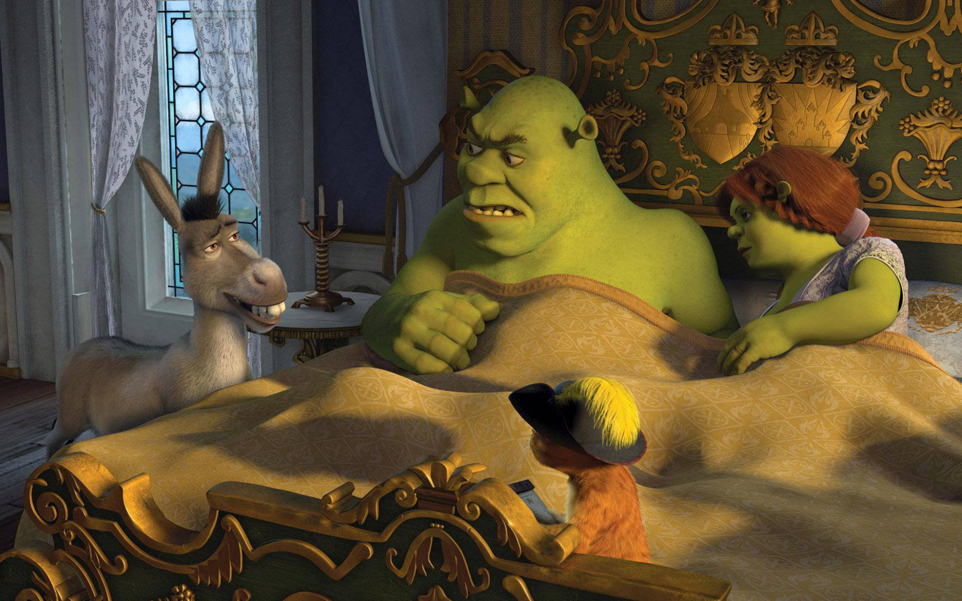 Shrekden Tredje På Sängen Med Fiona Wallpaper