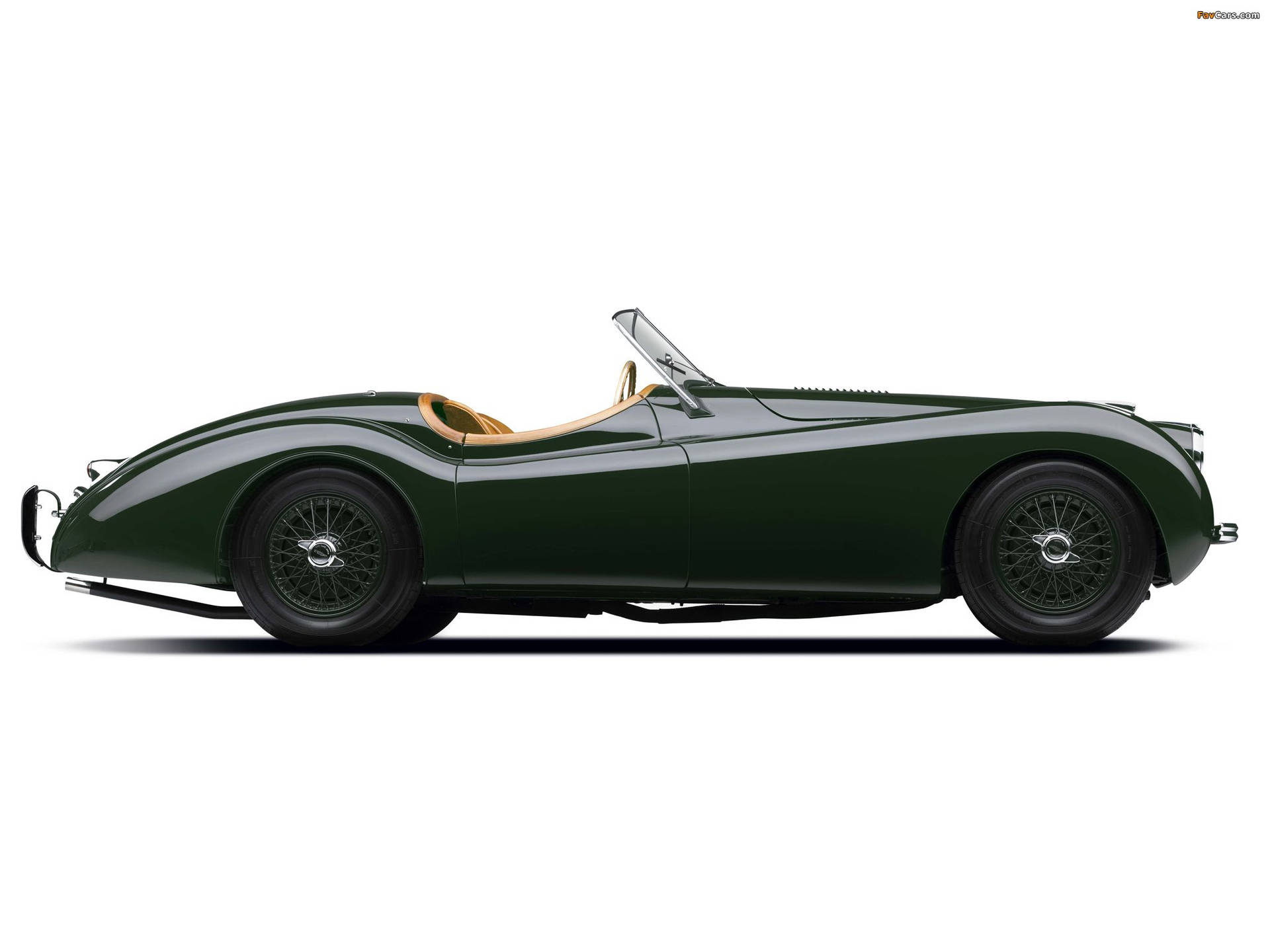 Classic Luxury - Vintage Jaguar Car Wallpaper
