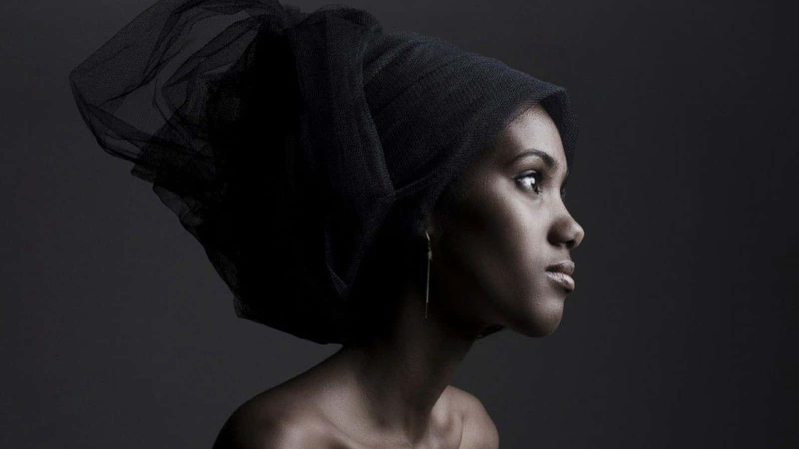 Side Profile Black Female Model Wallpaper