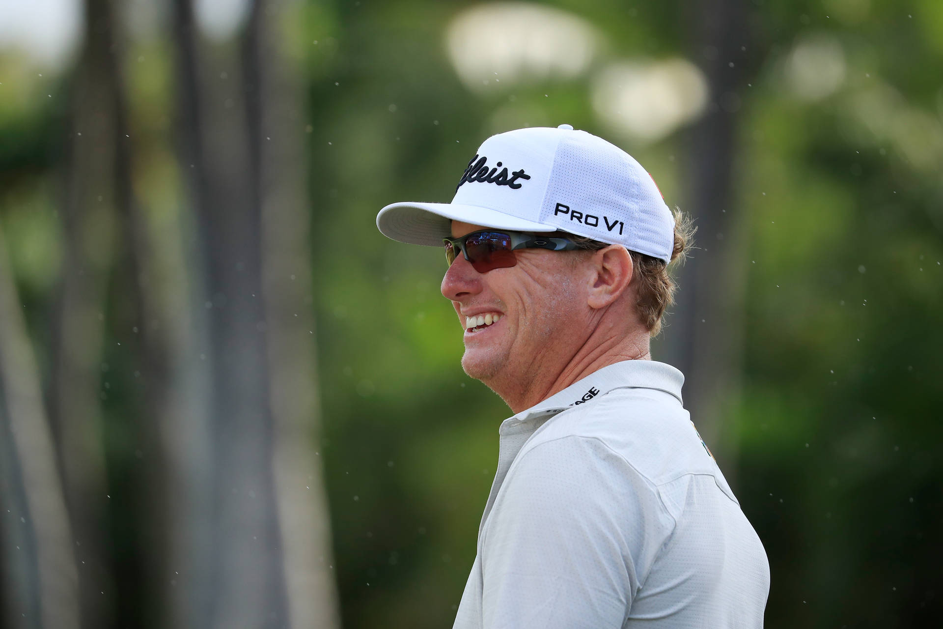 Side-View Charley Hoffman Smiling Wallpaper