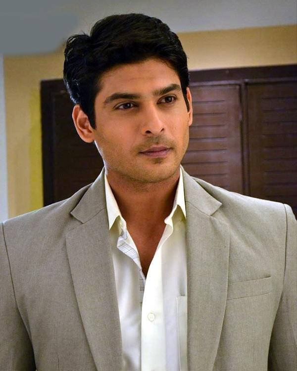 Sidharth Shukla In Sage Green Suit Wallpaper