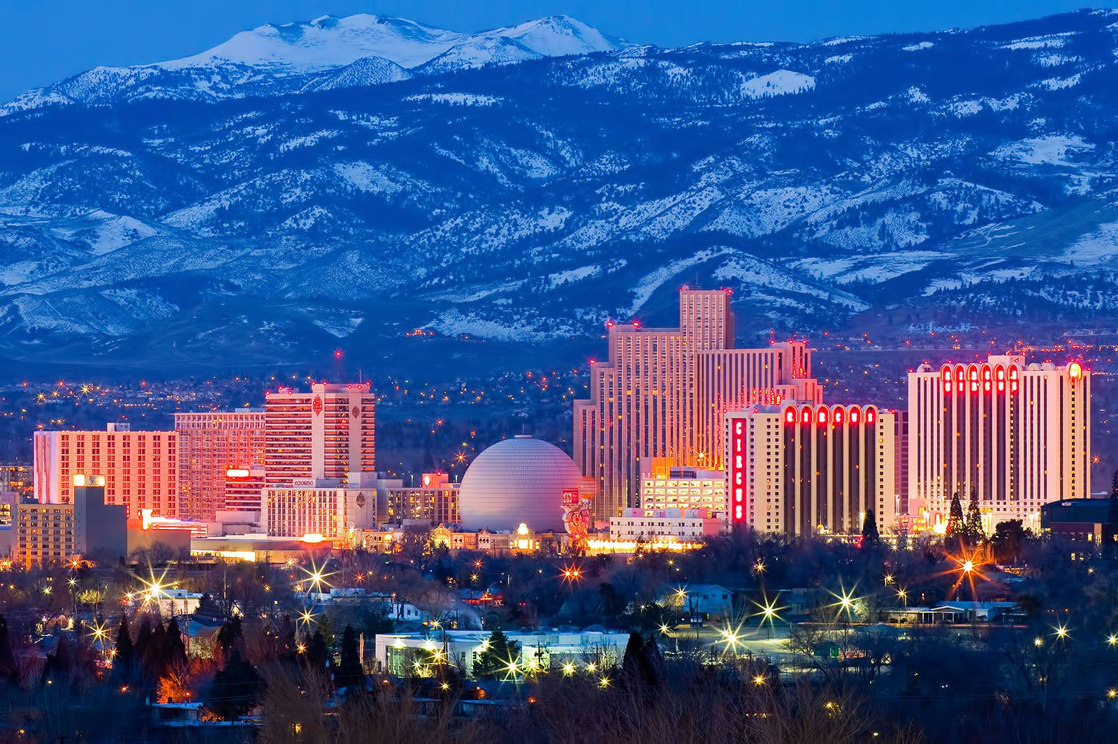The Vibrant Cityscape of Reno, Nevada Wallpaper