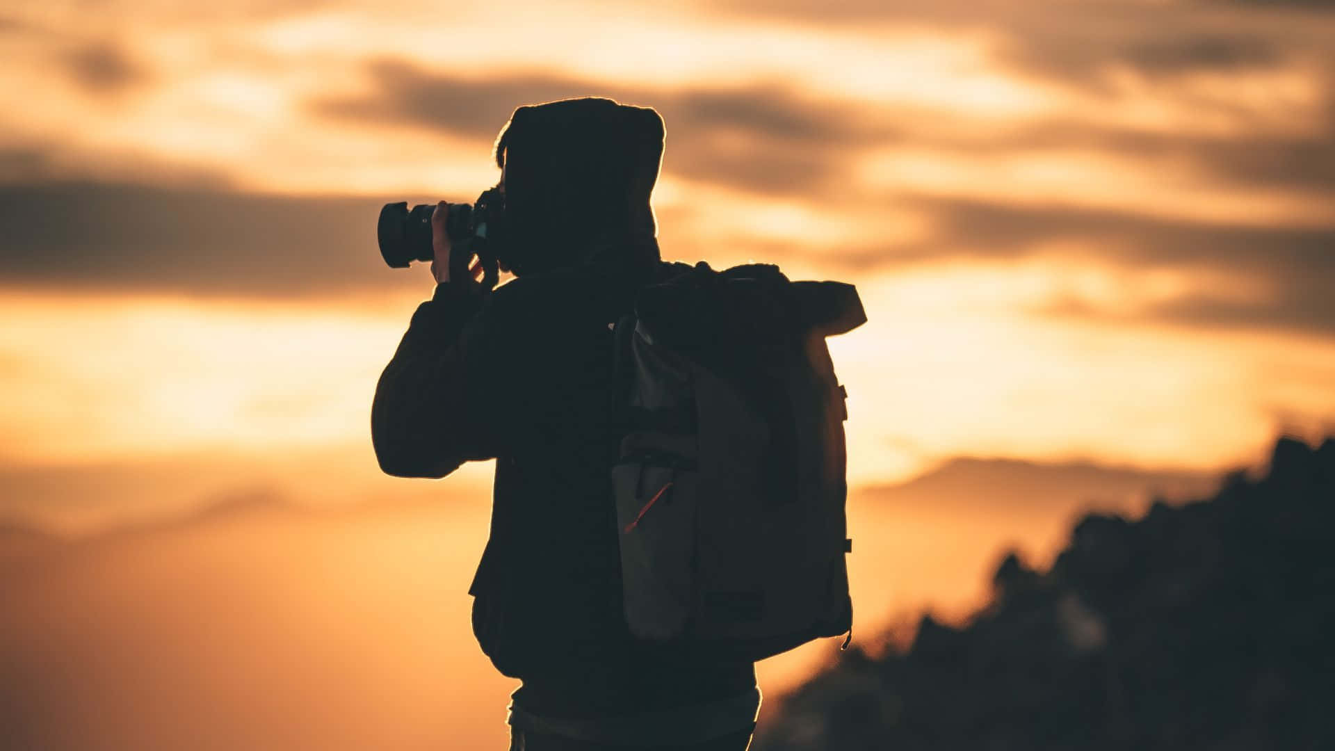 Silhouette Cameraman Sunset Wallpaper