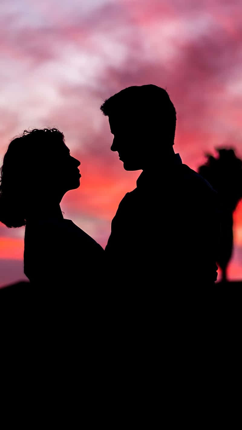 Silhouette Sunset Romance.jpg Wallpaper