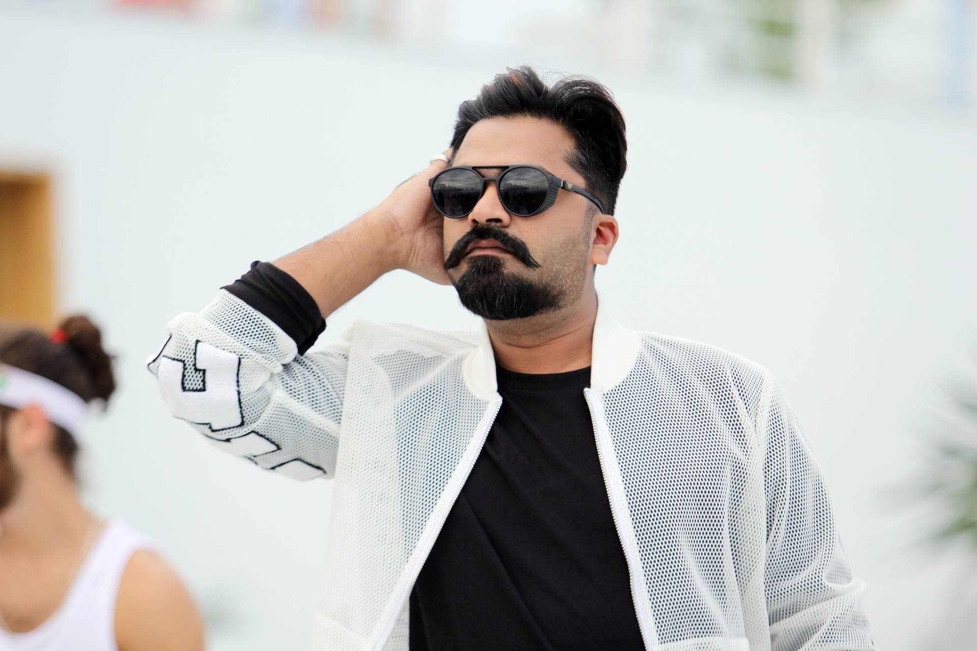 South Indian Star Simbu Flaunts His Rugged Appearance With Beard And Mustache Wallpaper