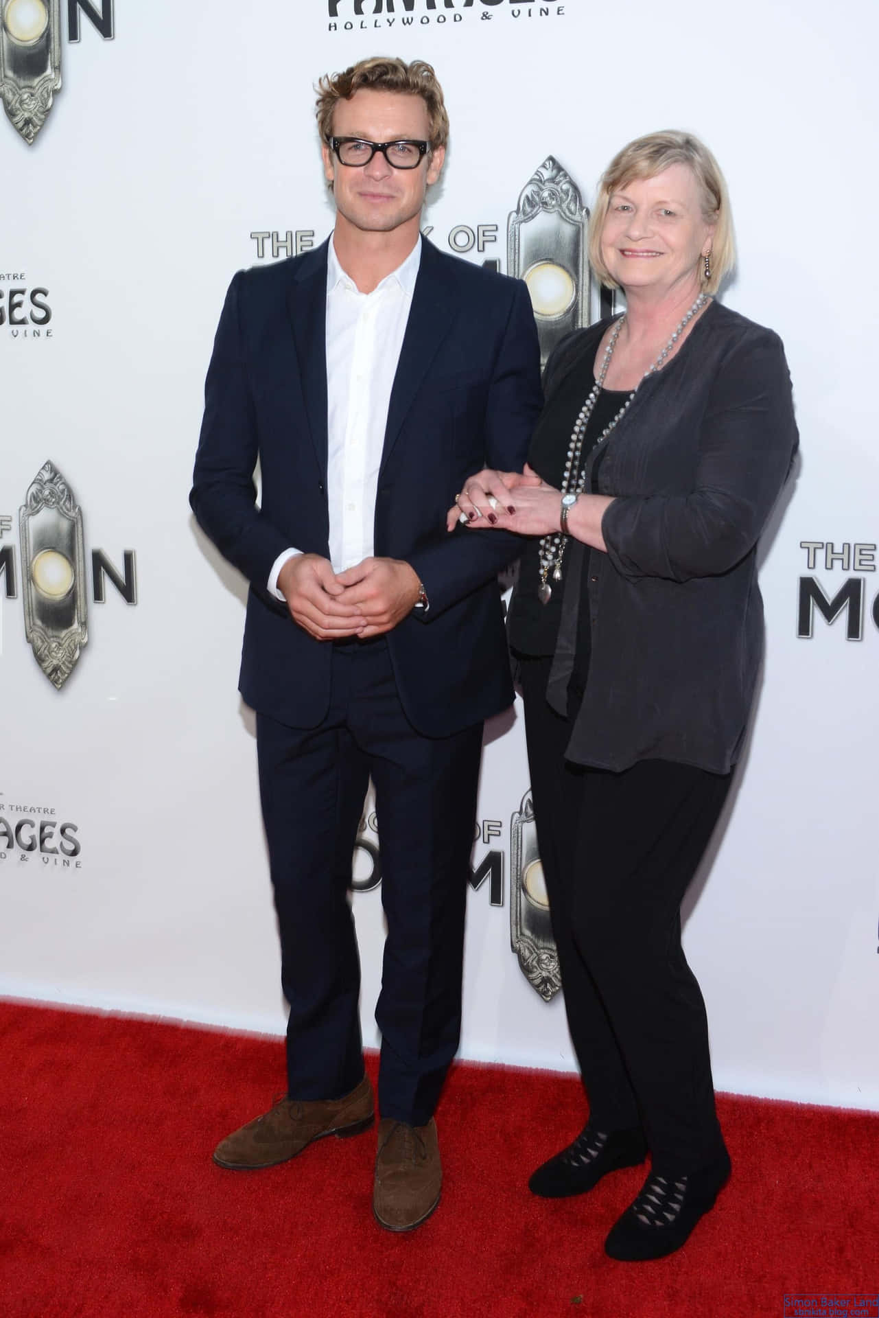 Simon Baker Red Carpet Eventwith Guest Wallpaper