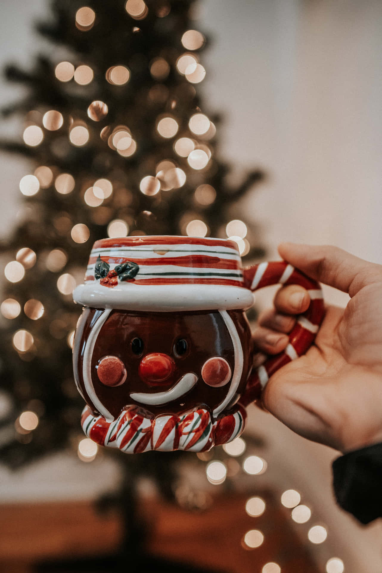 Simple Aesthetic Cute Christmas Festive Cup Wallpaper