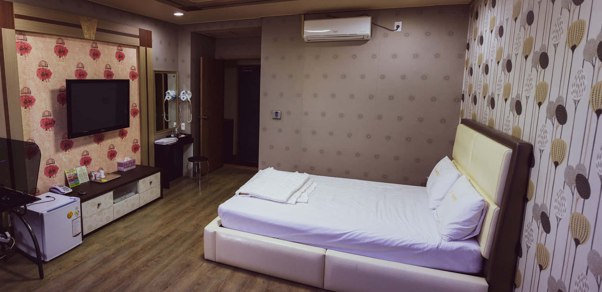 Simplistisk klassisk koreansk hotelværelse Wallpaper