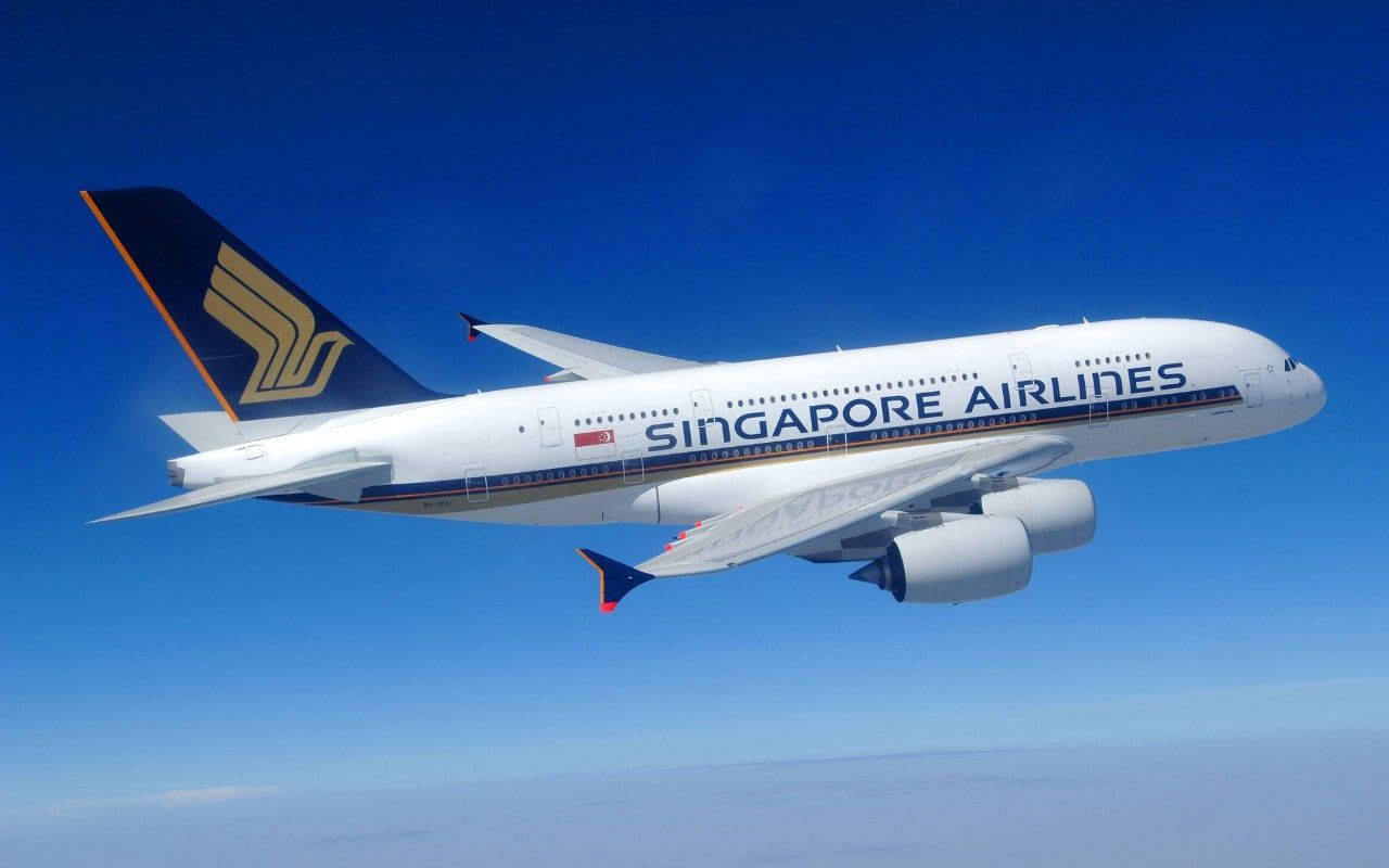 Singapore Airlines Blue Gradient Background