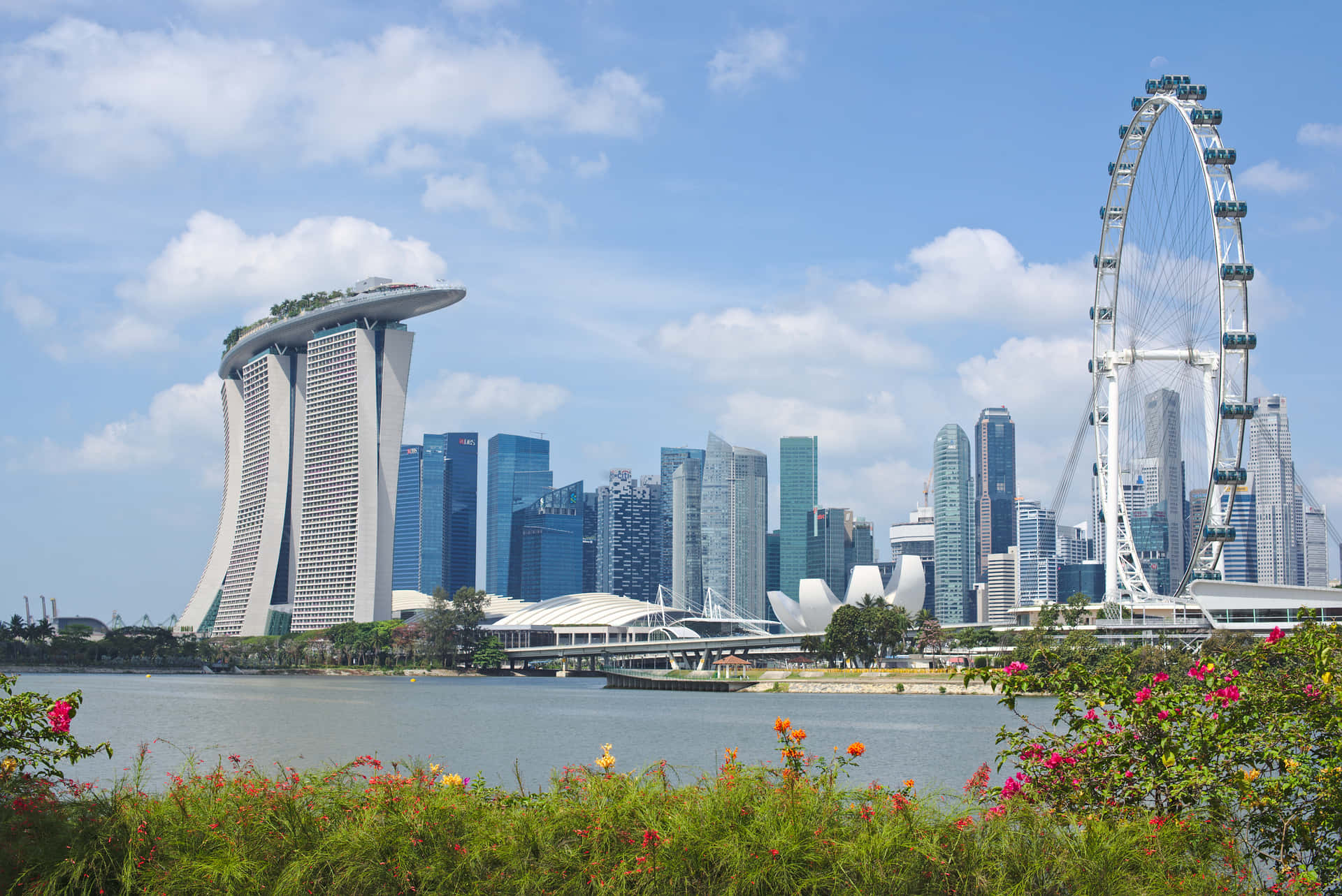 Singapore_ Flyer_and_ Marina_ Bay_ Skyline Wallpaper