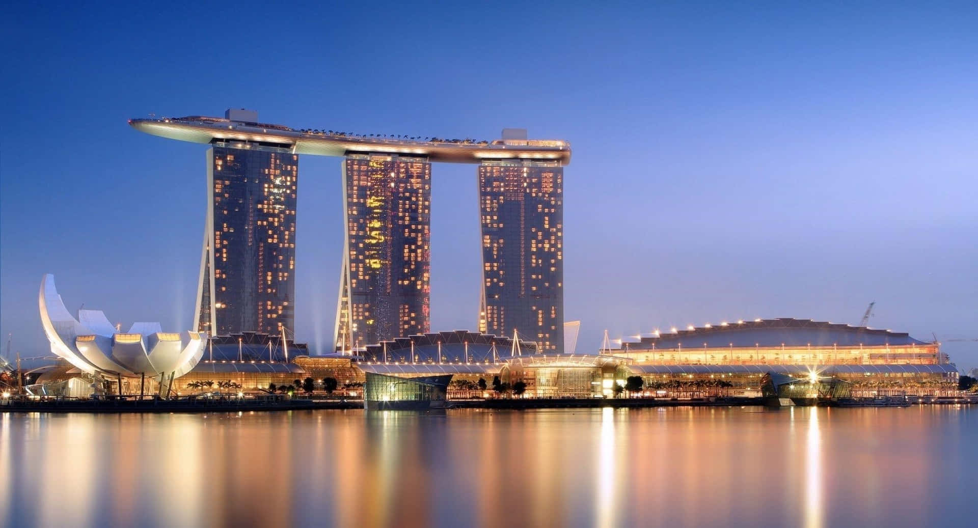 Desfruteda Vista Deslumbrante Do Marina Bay Sands Em Singapura.