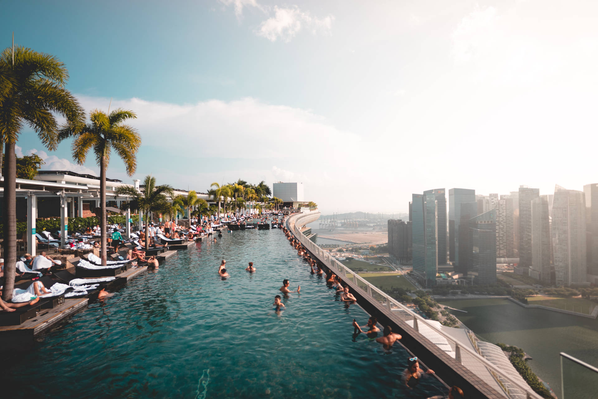 Singapore Rooftop Infinity Pool