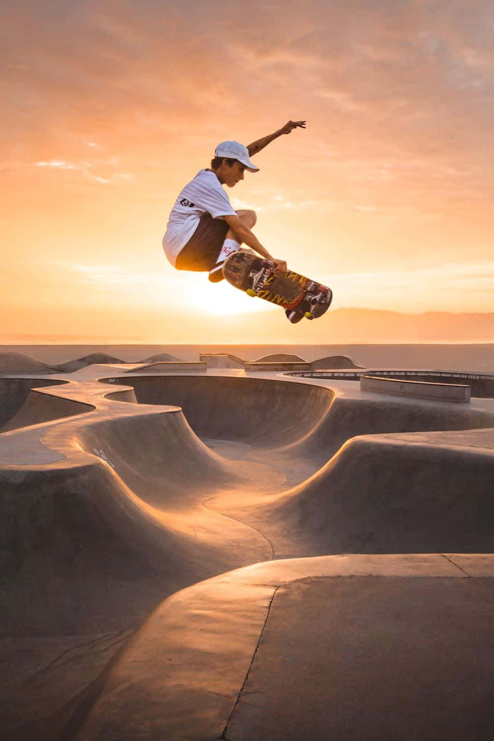 Skateboarder Sunset Air Wallpaper