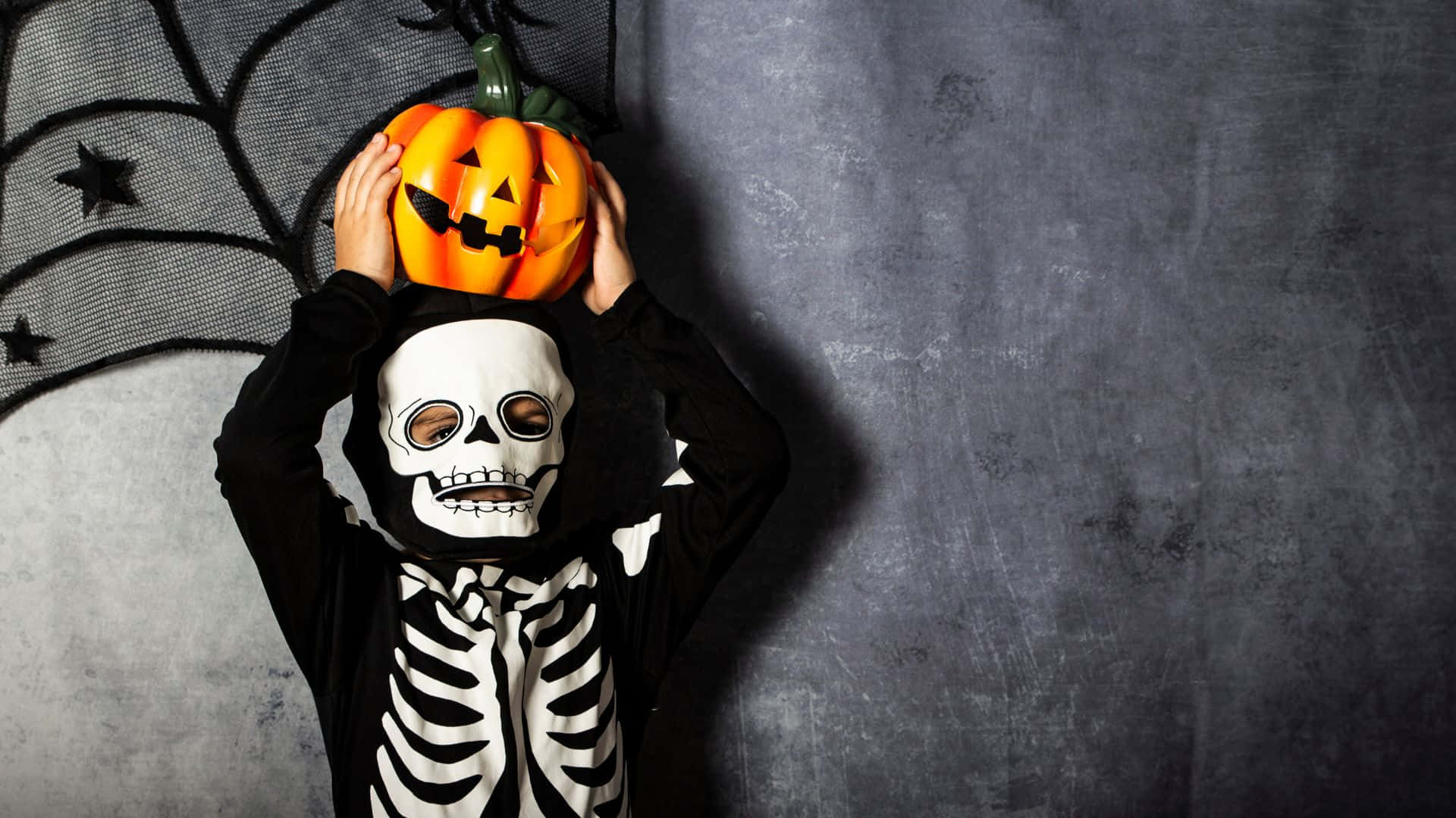 Sink Your Teeth Into This Spooky Skeleton Costume! Wallpaper