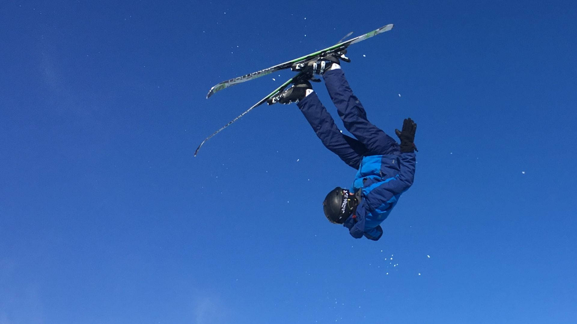 Ski Jumping Dangerous Stunt Wallpaper