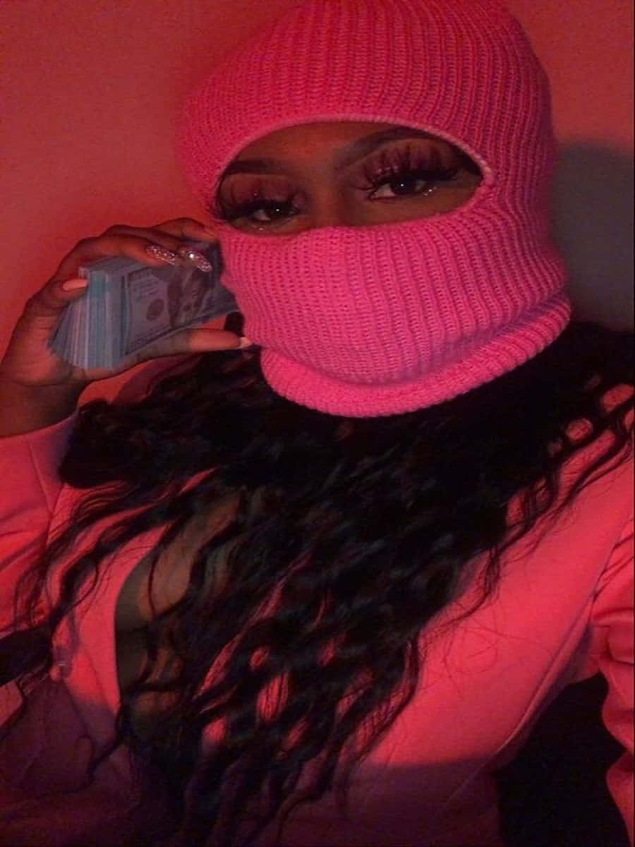 Garotade Máscara De Esqui Rosa Com Maço De Dinheiro. Papel de Parede