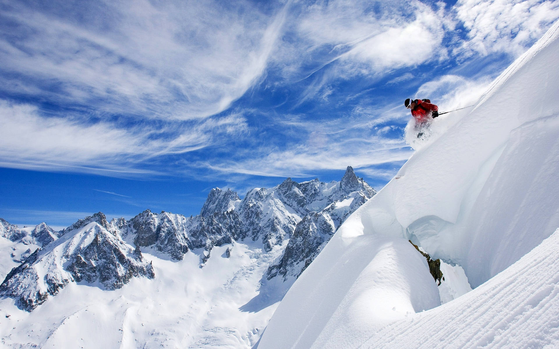 Skifahrenam Berghang Wallpaper