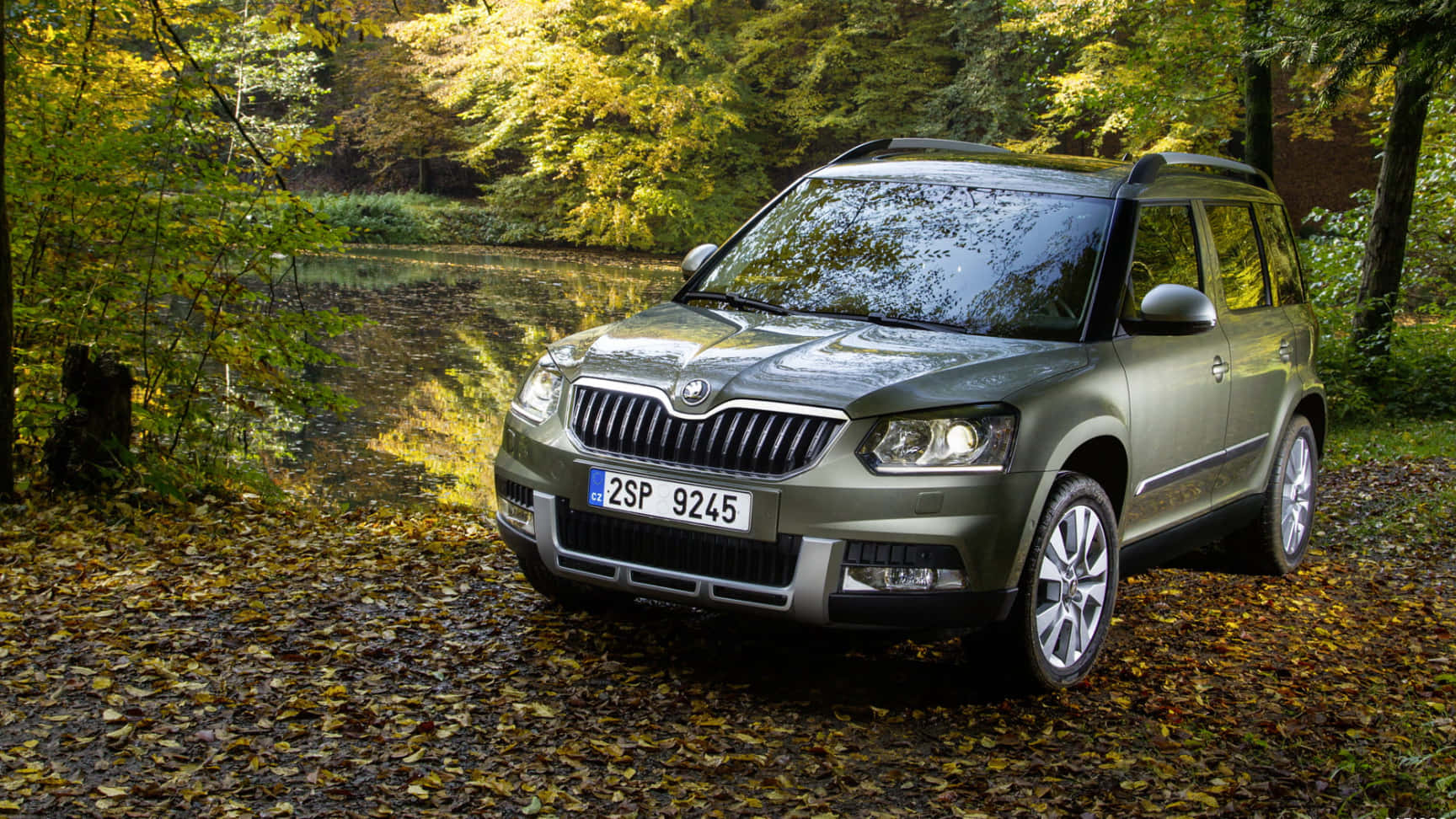 Skoda Yeti Navigating Through A Challenging Terrain Wallpaper