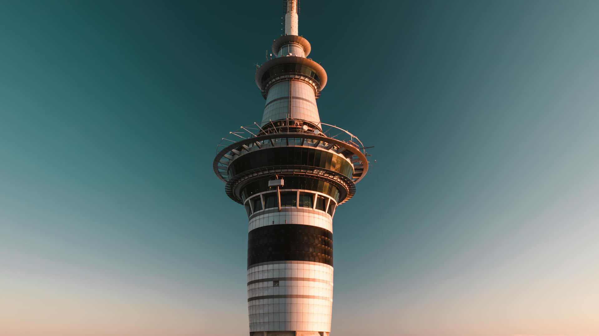 Sky Tower Auckland Dusk View Wallpaper