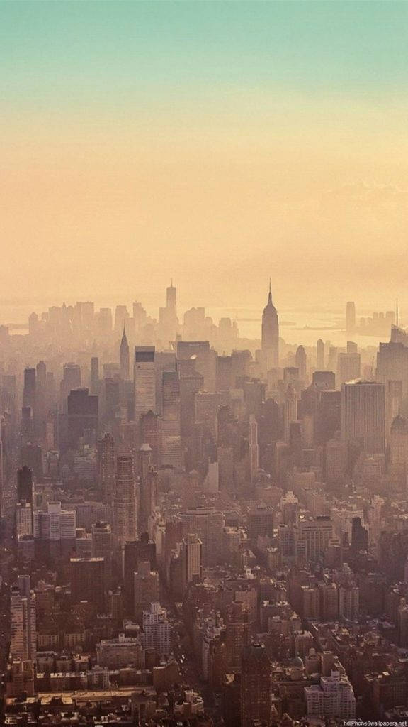 Vistade Rascacielos De Nueva York En El Iphone Fondo de pantalla