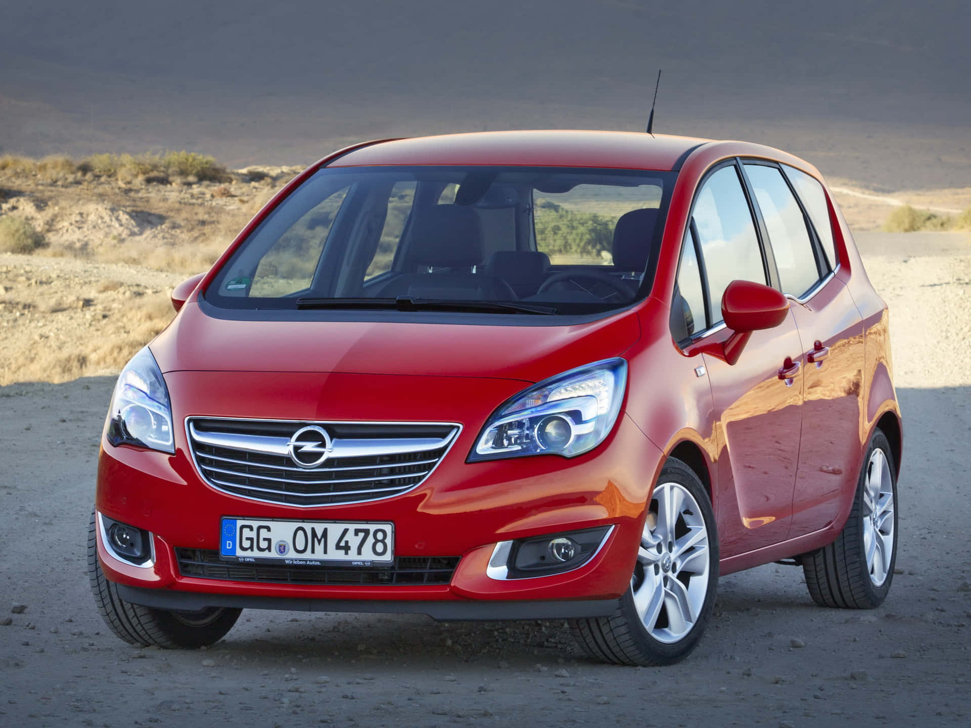 Sleek And Modern Opel Meriva Hatchback Wallpaper