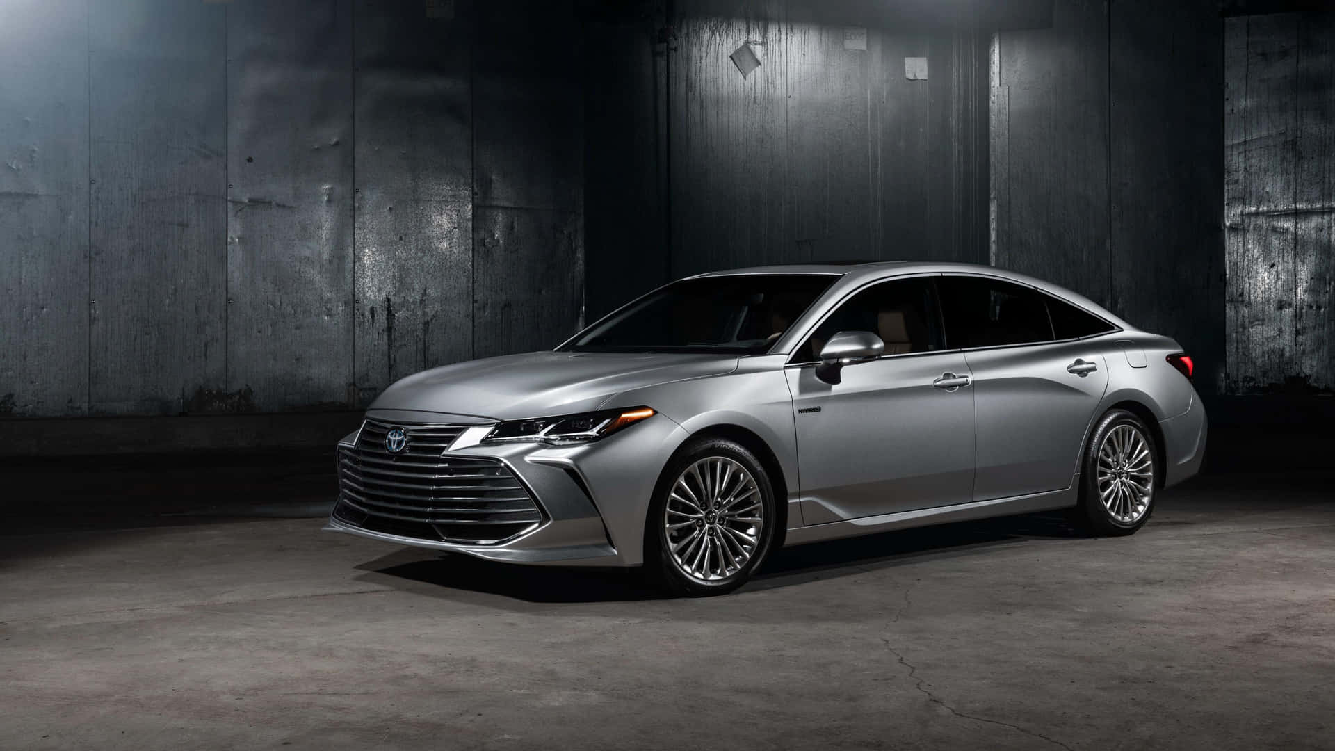 Sleek And Modern Toyota Avalon In Action Wallpaper