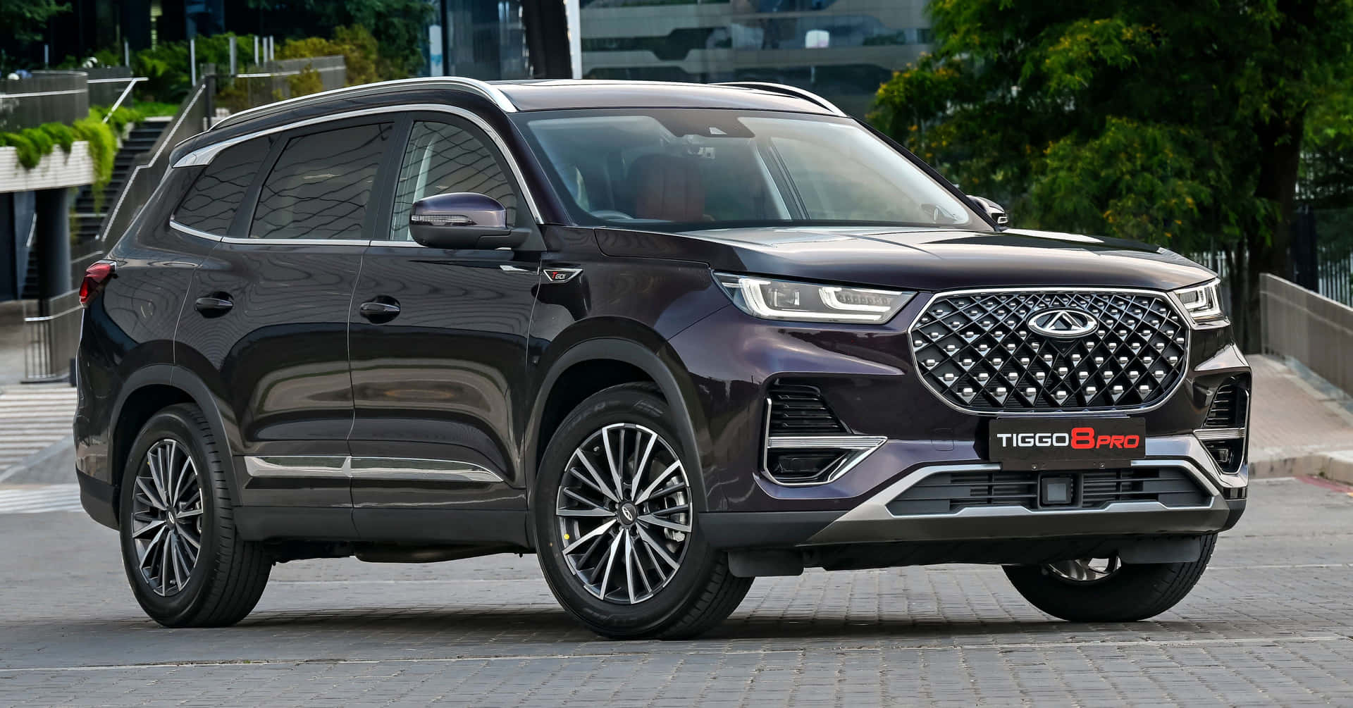 Chery Tiggo 8 Élégant Sous Le Ciel Nocturne Fond d'écran