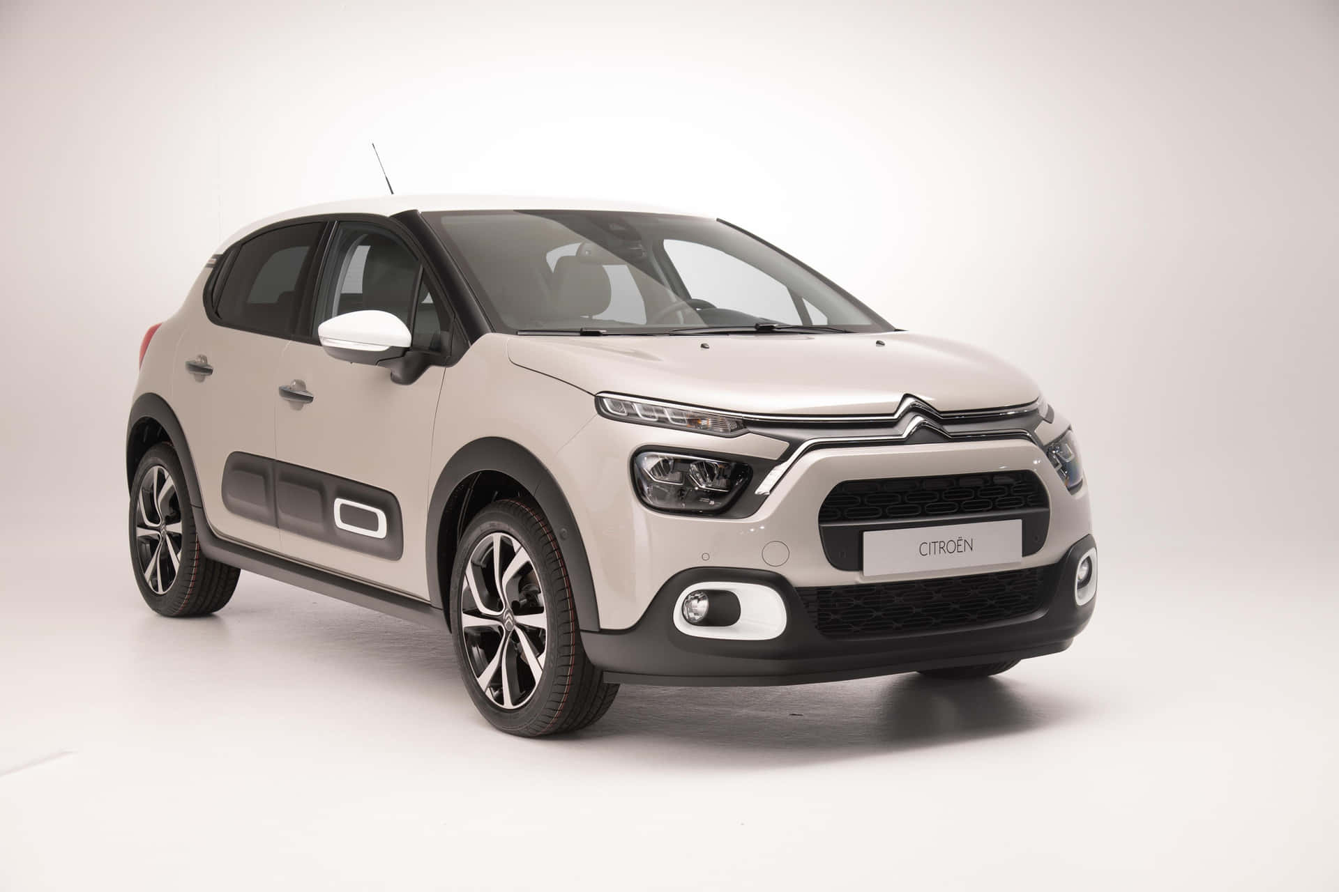 Sleek Citroen C3 In Dynamic Outdoor Setting Wallpaper