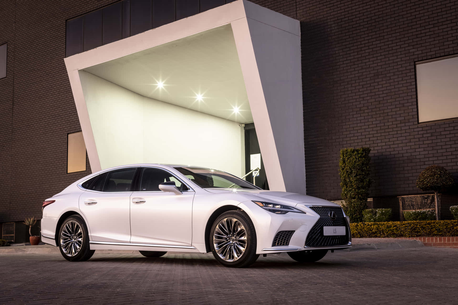 Sleek Luxury - Lexus Ls In Black Wallpaper