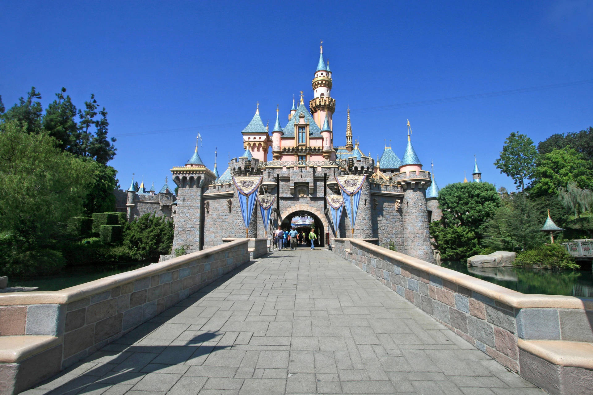 Explore the World of Enchantment at Anaheim’s Iconic Sleeping Beauty Castle Wallpaper