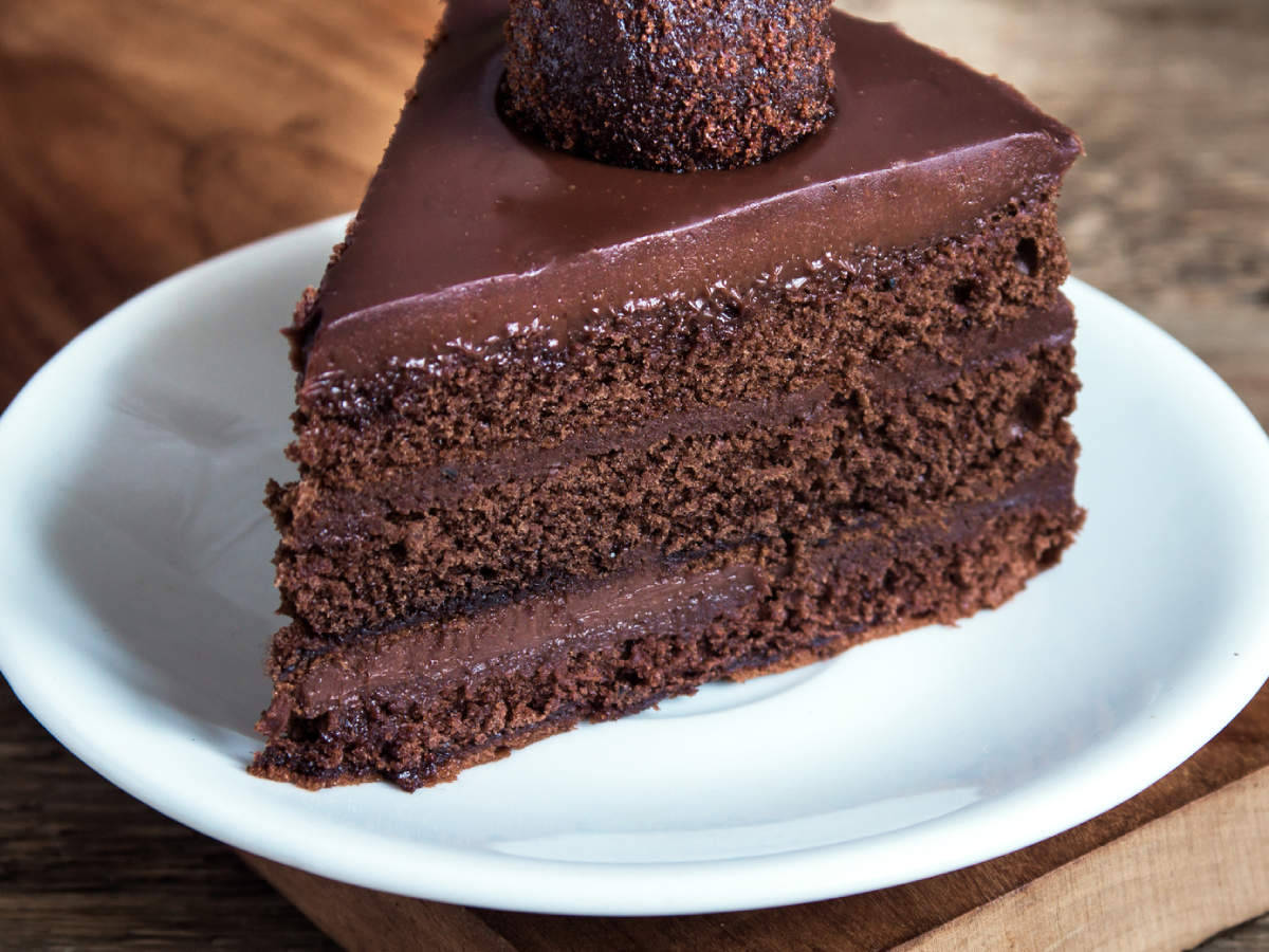 Fudgy Chocolate Brownie Cake - Hot Chocolate Hits