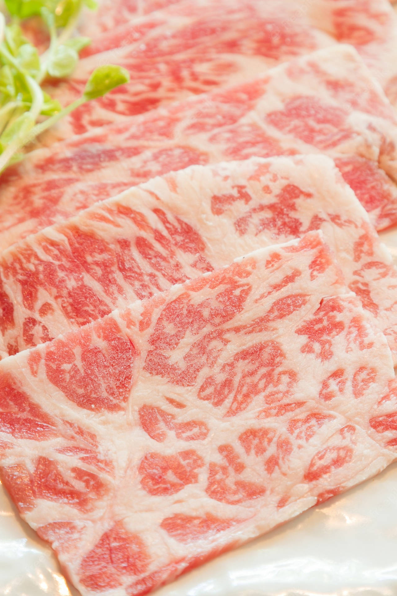 Inscheiben Geschnittenes Kobe Rindfleisch Auf Seidentuch Wallpaper