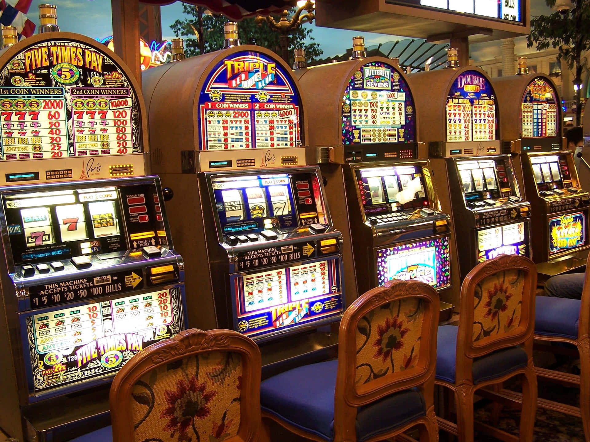 Jackpot win on a colorful slot machine