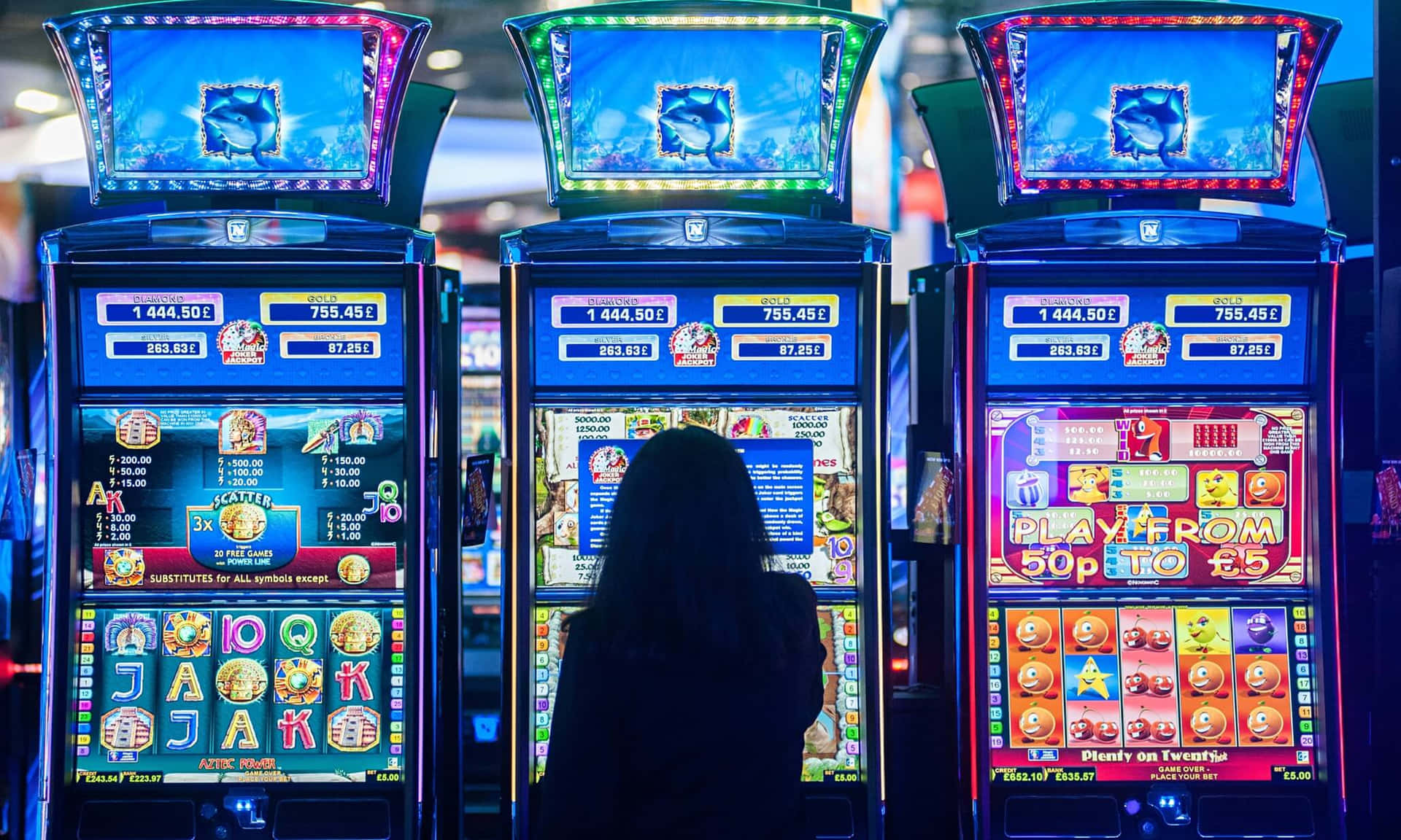Enjoy the exciting rush of gambling by playing the Slot Machine