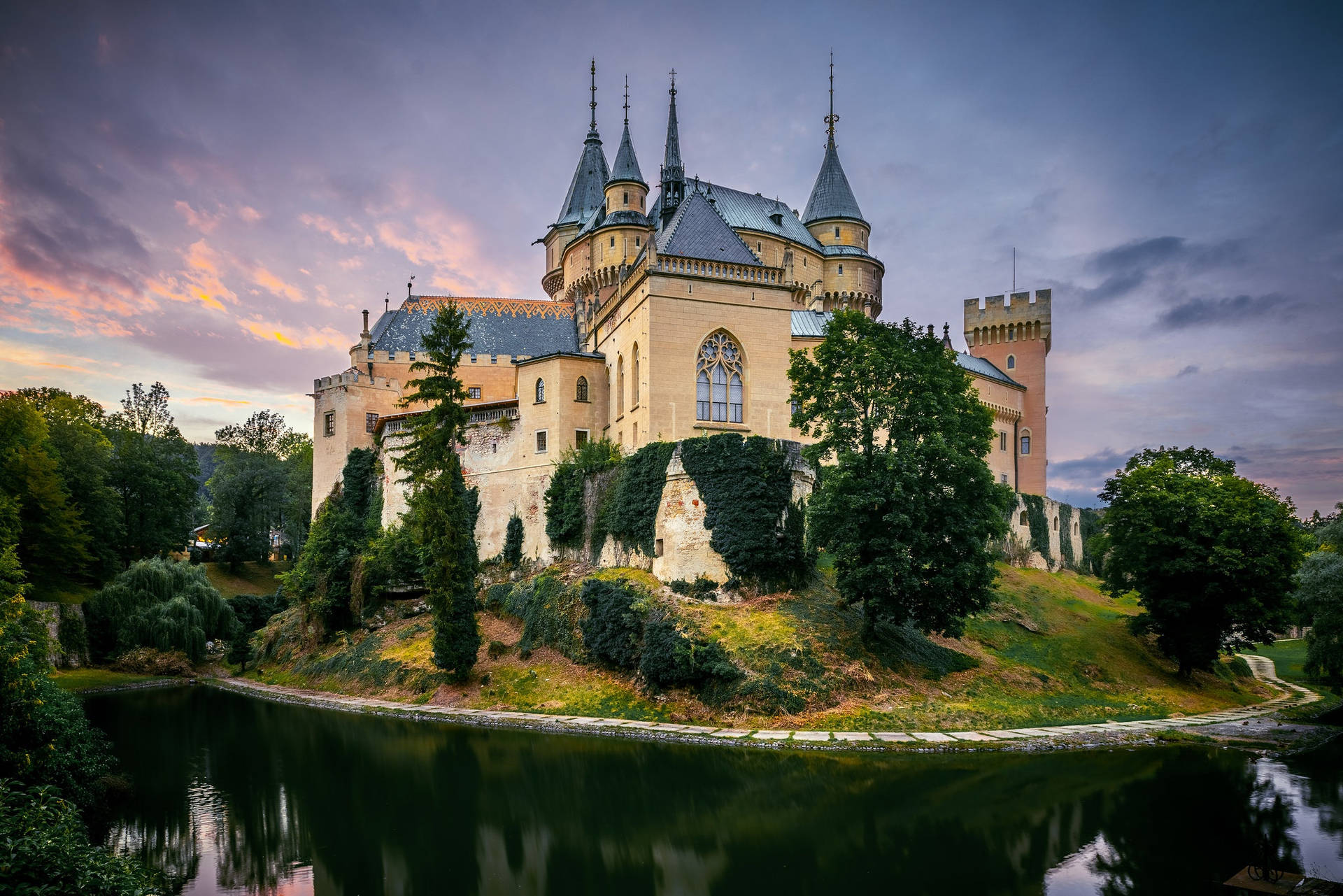 Slovakia Castle Of Spirits