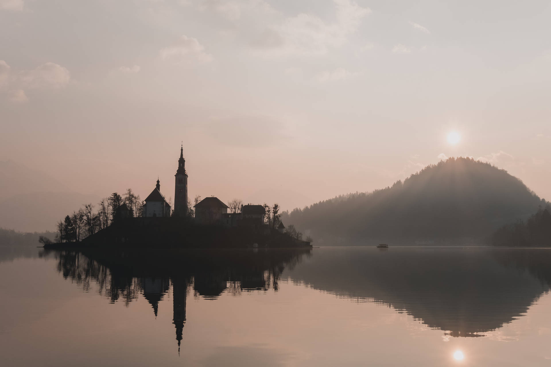 Amaneceren El Lago Bled De Eslovenia Fondo de pantalla