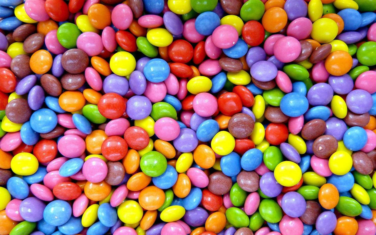 Smarties Colorful Candies Wallpaper