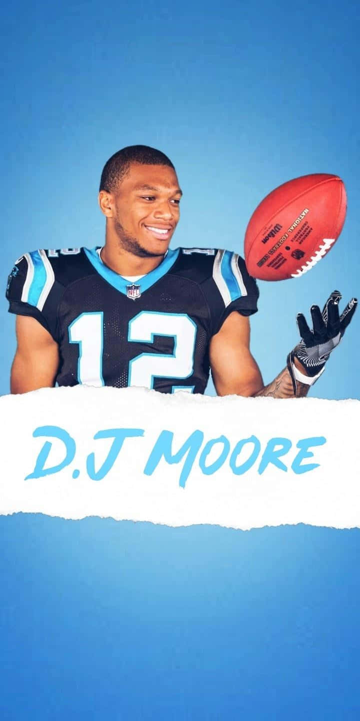 Smiling American Football Athlete DJ Moore Wallpaper