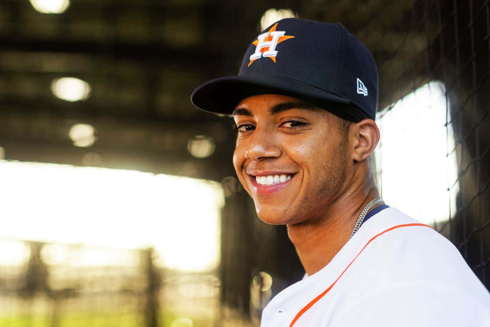 Smiling Baseball Player Houston Astros Wallpaper
