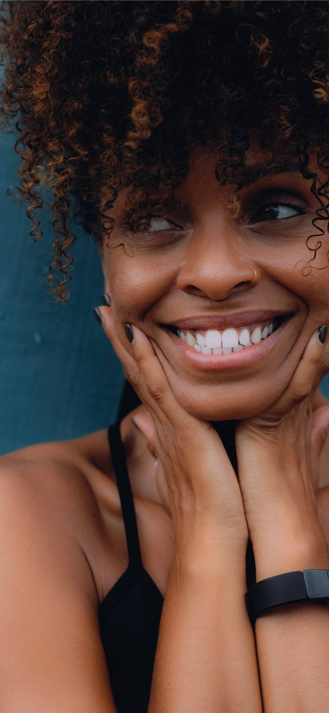 Smiling Beautiful Black Woman Wallpaper