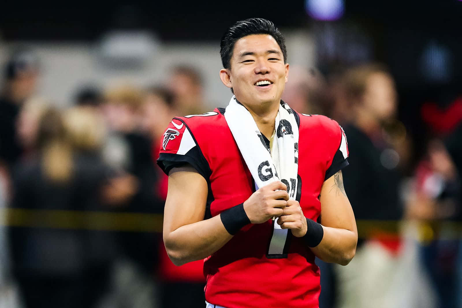 Smiling Football Player Younghoe Koo Wallpaper