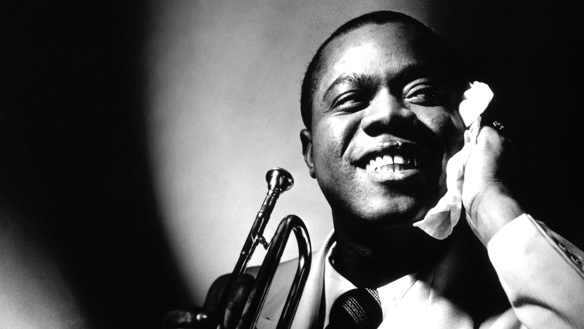 Smiling Photo Louis Armstrong Wallpaper