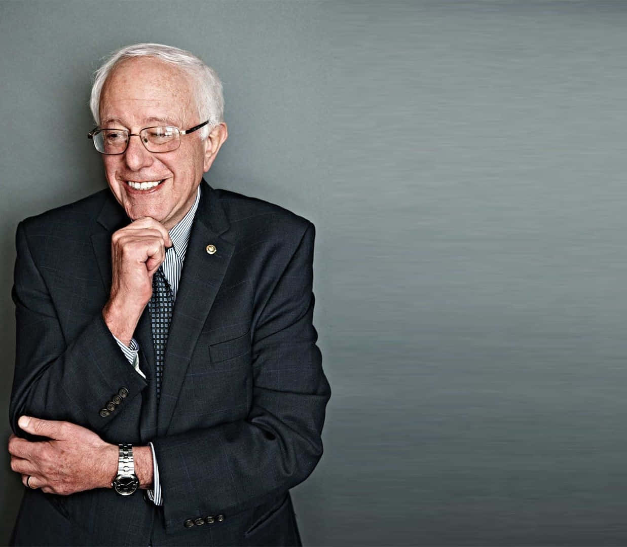 Smiling Politician Bernie Sanders Portrait Wallpaper