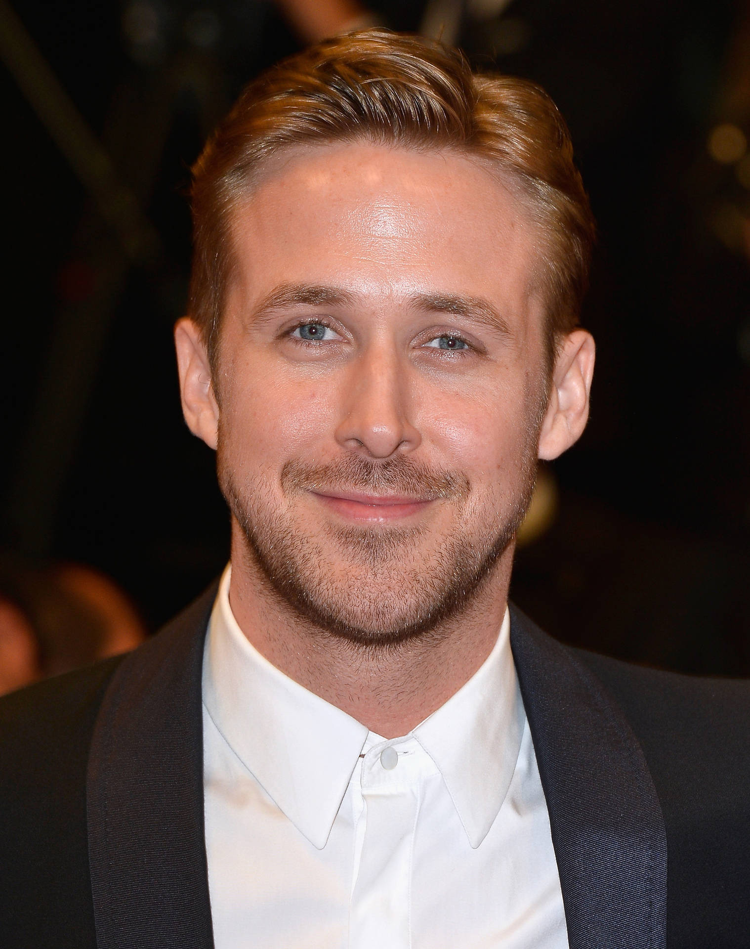 Smiling Ryan Gosling Wallpaper