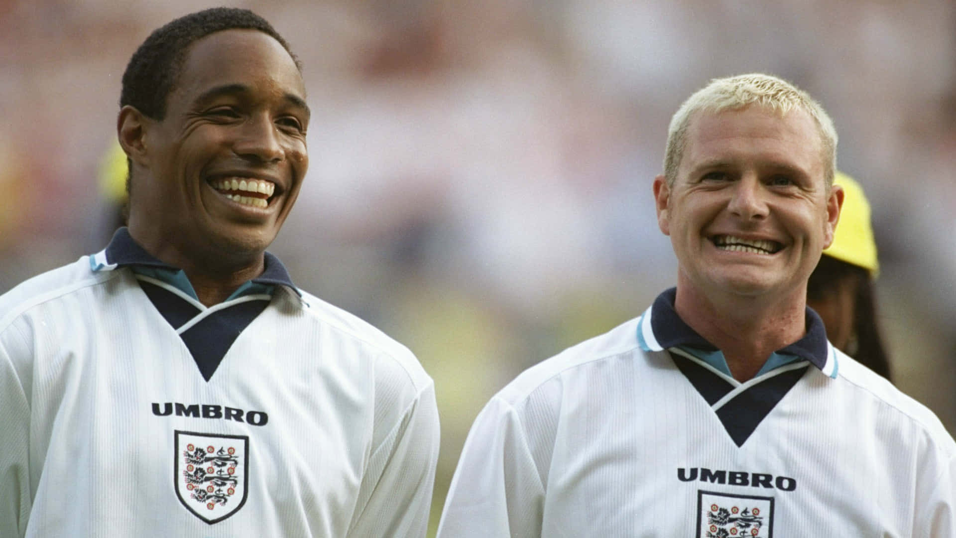 Smiling With  Paul Gascoigne Wallpaper