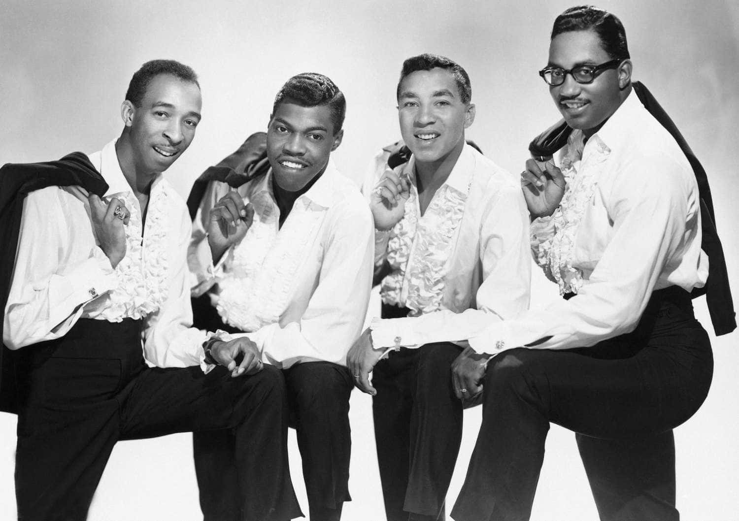 Smokey Robinson And The Miracles Classic Photograph Wallpaper