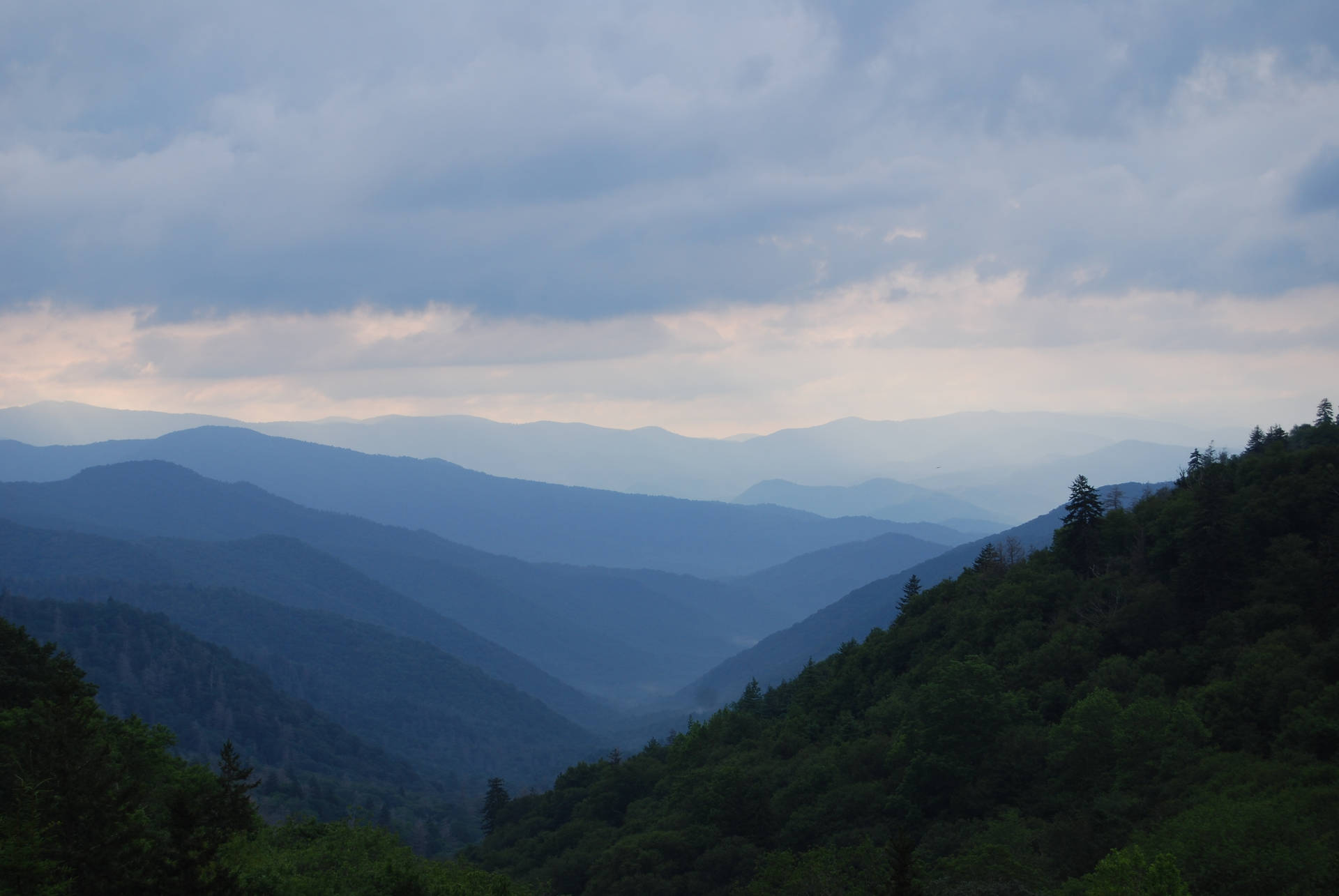 Smoky Mountains Landscape Wallpaper