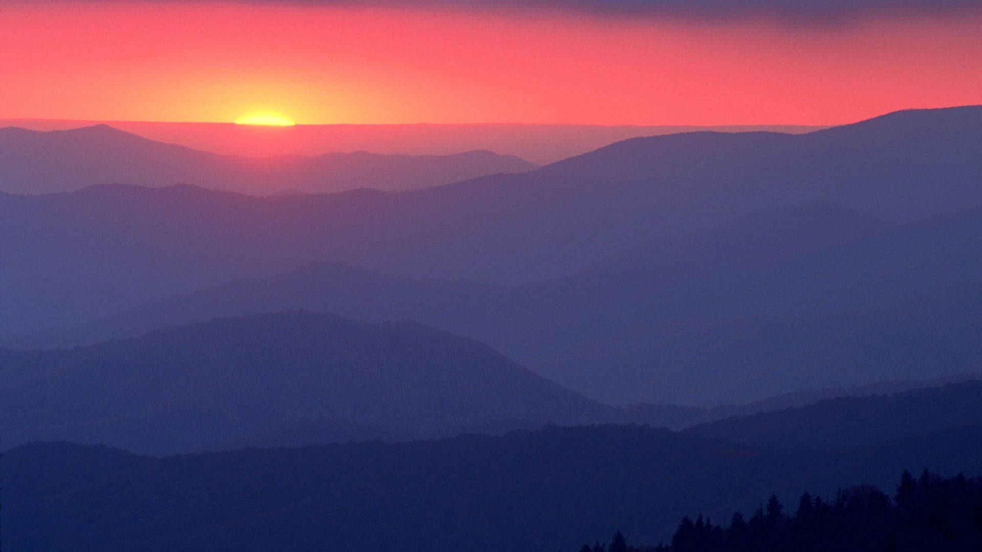Smoky Mountains With Gradient Sunset Wallpaper