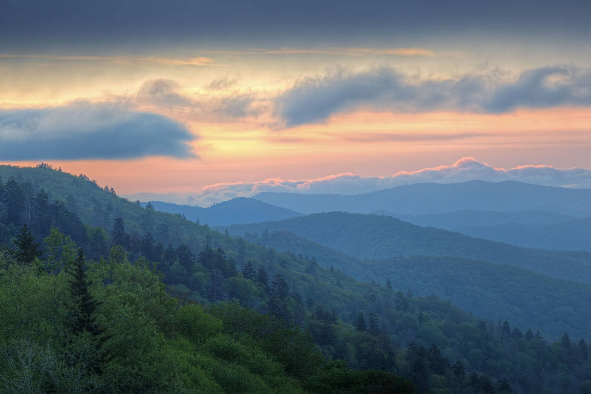 Smoky Mountains With Soft Sunset Wallpaper