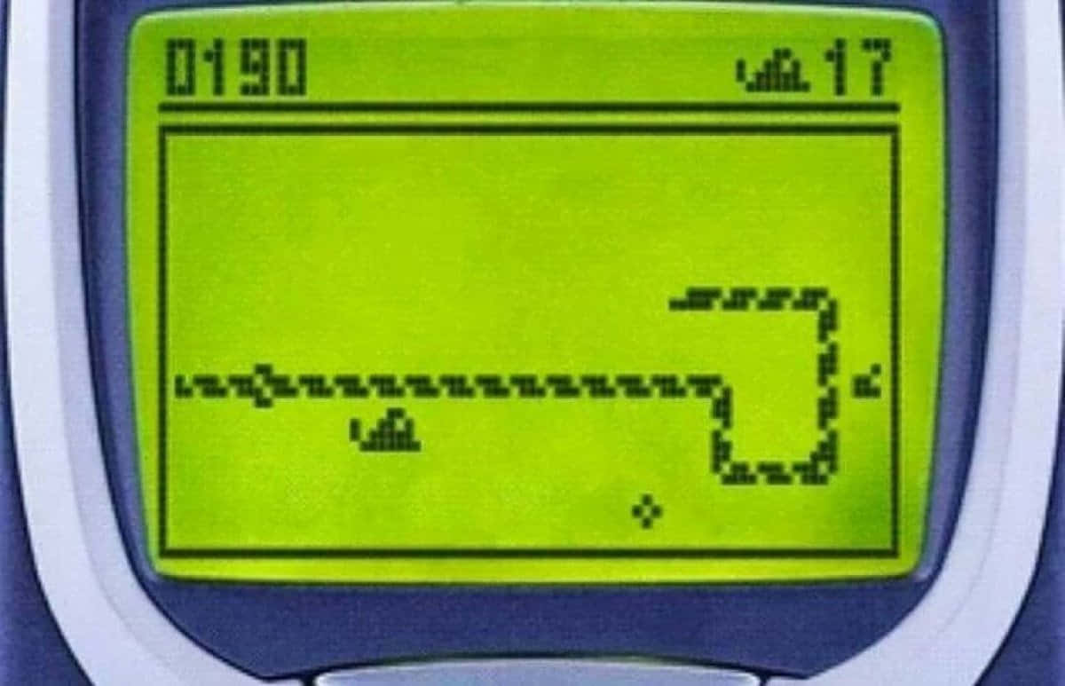 Play the Iconic Snake Game